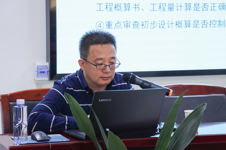 IMG_1729.jpg IMG_1729.jpg